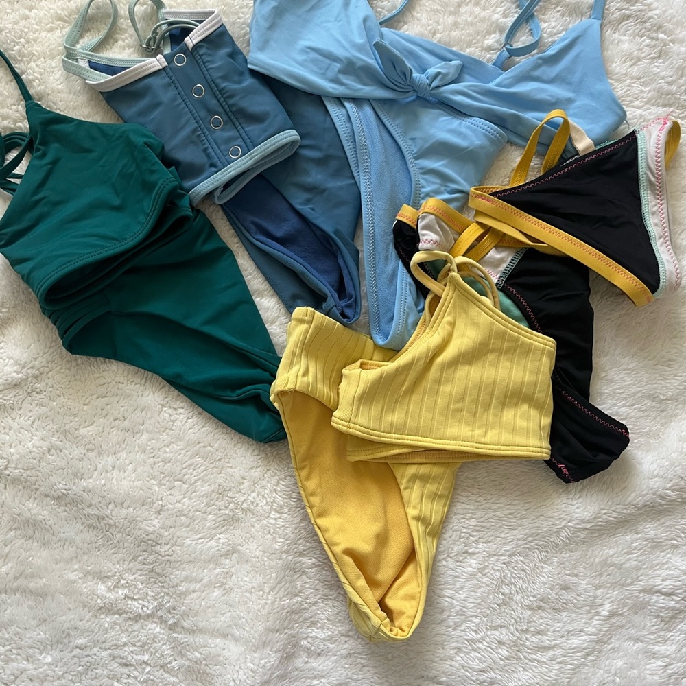 Solid color swimsuit bundle